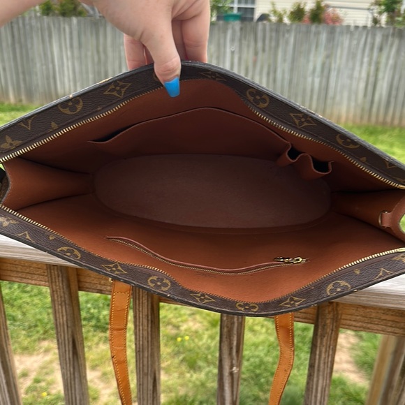 Louis Vuitton Monogram Tote Bag - Brown - Picture 14 of 16
